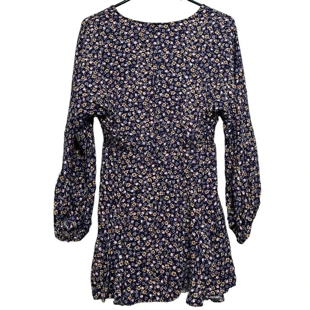 Zara Floral print shirt dress. Size medium - Picture 2 of 7